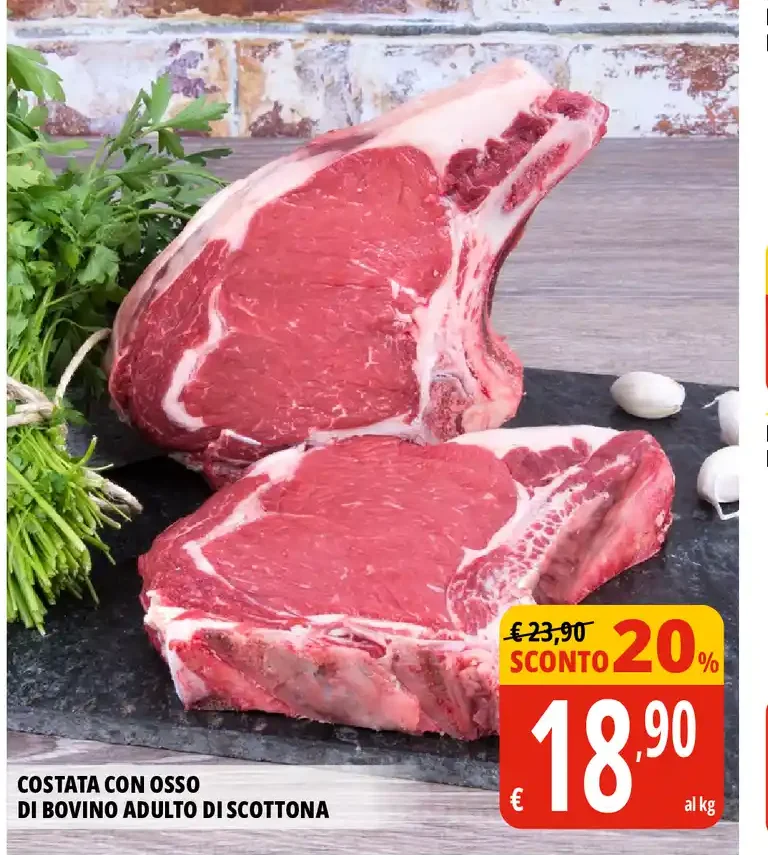 Costata con osso di bovino adulto di Scottona