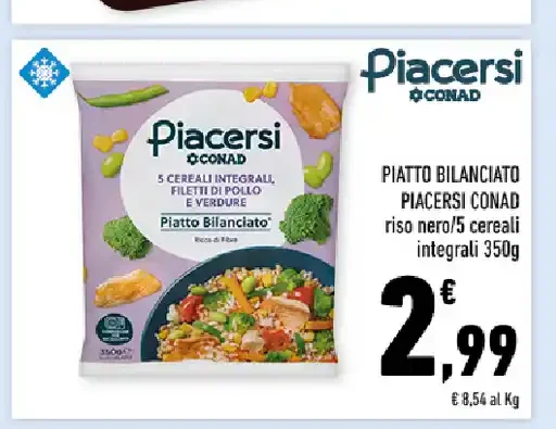 Piatto bilanciato di riso nero e cereali integrali