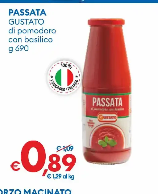 Passata di pomodoro con basilico