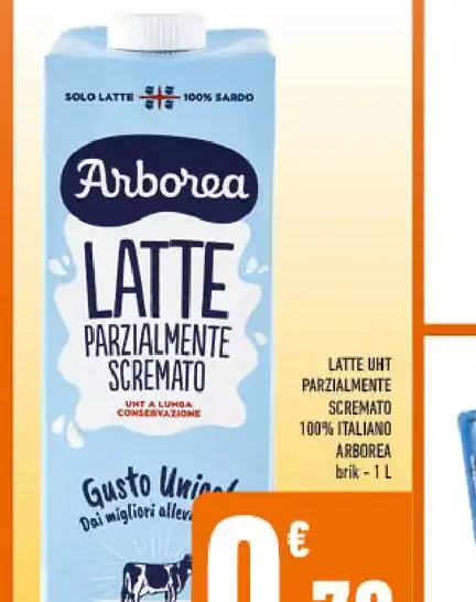 Latte UHT parzialmente scremato