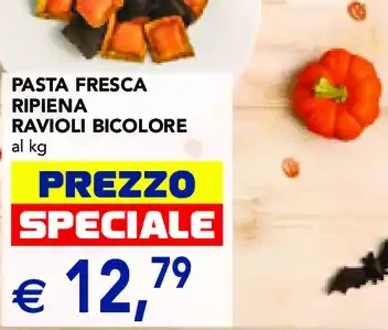 Pasta fresca ripiena ravioli bicolore